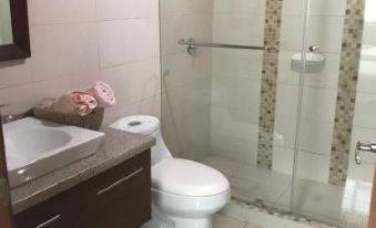 Apartamento Completo Edificio Riverfront 1 Puerto Santa Ana - Housity