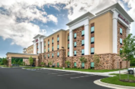 Hampton Inn & Suites by Hilton Glenarden Washington DC Hotels in 