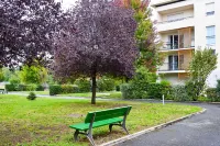Domitys les Rives du Cher Hotels in Premilhat