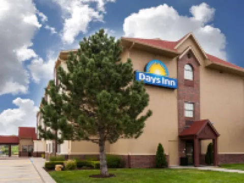 Days Inn by Wyndham Near Kansas Speedway Hotels in Wyandotte County