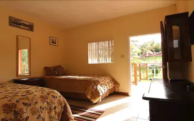 Paradise Reggae Resort Hotels near Mineral Heights Baptist