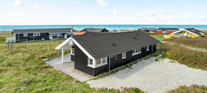 "Esma" - 150m from the Sea Hotels in Norlev Strand