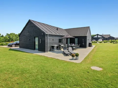 "Thorfin" - 200m from the Sea