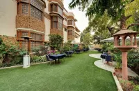 WelcomHeritage Mani Mansion Hotels near Oxygen park