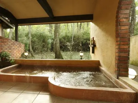 Auberge la Campagne Отели рядом со станцией JR Takaku station