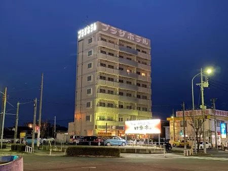 Ryugasaki Plaza Hotel Honkan Отели в г. Ториде