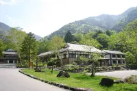 Marunuma Onsen Kankoso Hotéis em Katashina