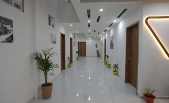 Hotel Opera - Sasan Gir - Housity