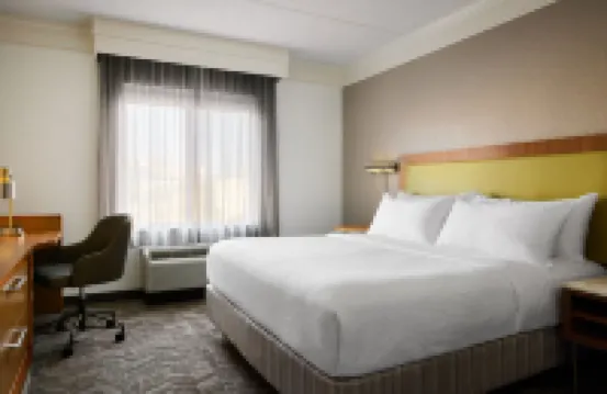聖安東尼奧市中心/河濱區SpringHill Suites 飯店