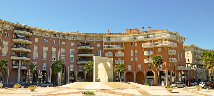 Port d'Attache Hotels in Fréjus