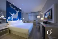 Orange Hotel (Jiujiang Shili Old Street) - غرفة مطلة على الجبل