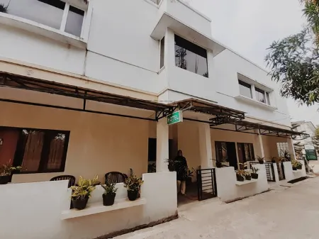 Hotel Galuh Sehati Отели в г. Cisaga