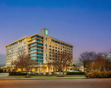 Embassy Suites by Hilton Hampton Convention Center Hotels in Hampton