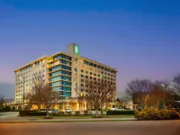 Embassy Suites by Hilton Hampton Convention Center Hotel in zona Southall Landings Marina