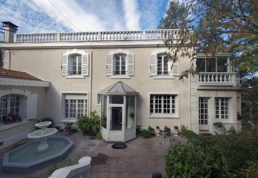 로지스 벨레스의 아늑한 객실 내부