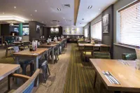 Premier Inn Glasgow Braehead - breakfast
