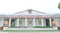Mcm Hotel Wisata Bojonegoro - Parkplatz