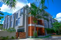 Merlyns Garden Inn - Интернет