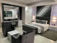 Caesar's Luxury Hotel