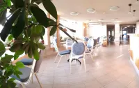 Marom Hotel - 2 звезды