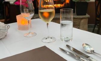 Goodstone Inn & Restaurant