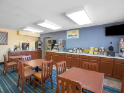 格蘭德艾蘭戴斯酒店 格蘭德艾蘭酒店