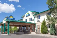 Days Inn by Wyndham Missoula Airport Các khách sạn ở Wye
