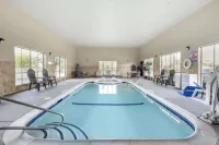 Comfort Inn & Suites Fort Worth - Fossil Creek