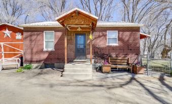 Cozy Helper Home w/ Fenced Yard, Pets Welcome