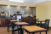 Days Inn by Wyndham Macon I-475 - breakfast
