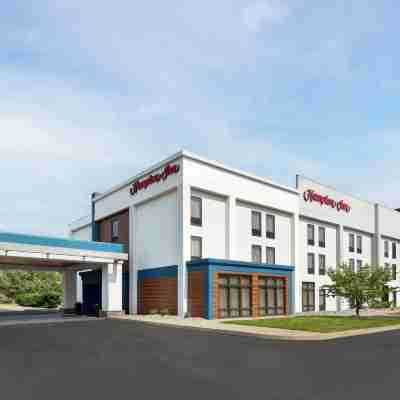 Hampton Inn Quakertown Hotel Exterior