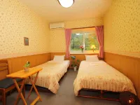 Animale Annex Hotels in 