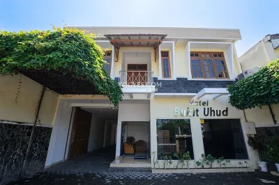 Hotel Bukit Uhud Yogyakarta