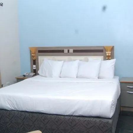 Royal Park Hotel & Suite - Suite