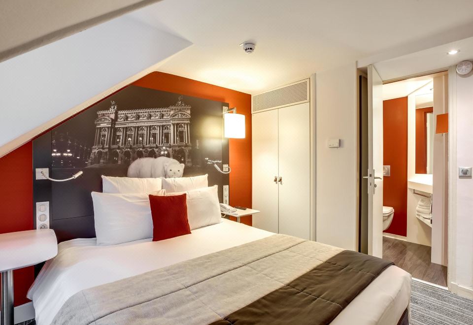 4. Hôtel Me..