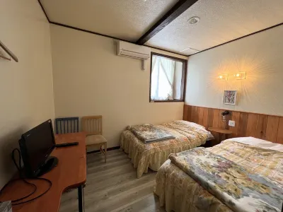 Pension & Cottage Shokubutsushi Các khách sạn ở 