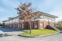 دايز إن من ويندام باري فنادق في باري