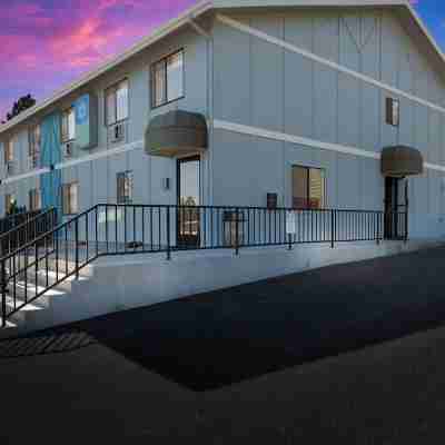 SureStay Hotel by Best Western Williams - Grand Canyon Hotel Exterior