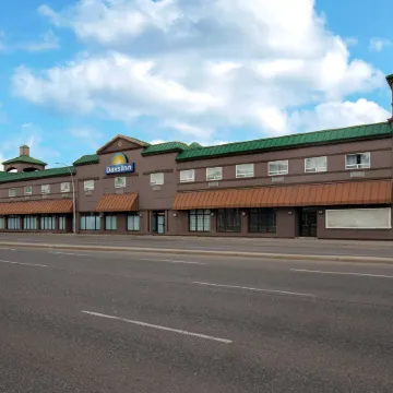 Days Inn by Wyndham Calgary South