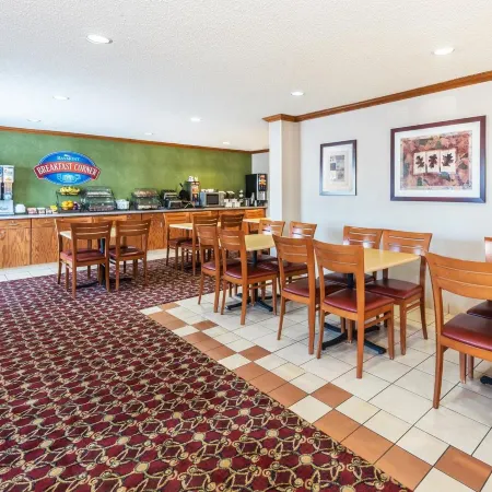 Baymont by Wyndham Salina