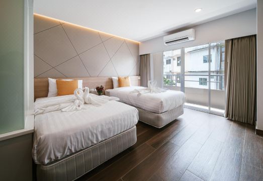 2. 시즌 플레이스..