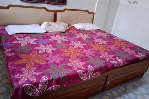 Goroomgo Kameshwar Bhawan Rajgir
