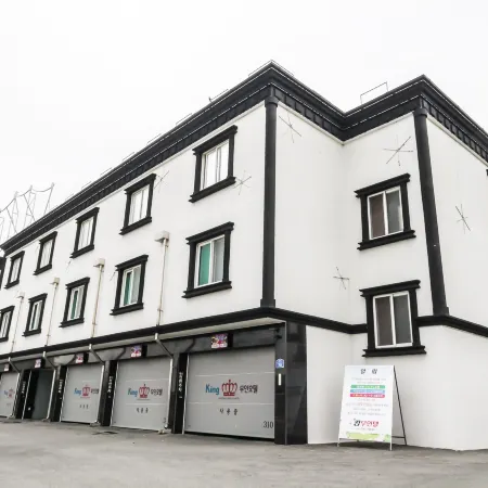 Muan Namak King Self Check-in Motel