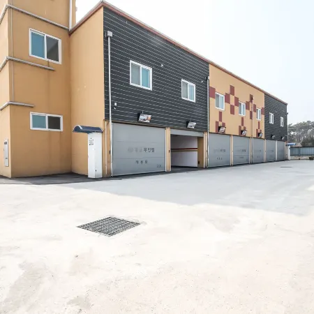 Busan Hwanggeum Drive-in Motel