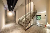 Anyang Hotel Moon - 2-Star