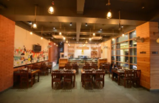 Hotel RR 62-Jaipur City Centre Hotel