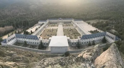 호스페데리아 산타 크루즈 산 로렌초 데 엘 에스코리알 산로렌소델에스코리알 호텔