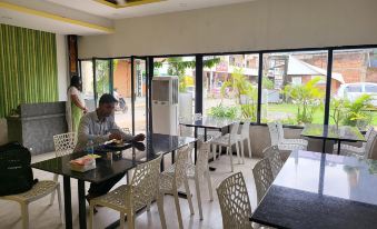 Rahul Inn - Housity