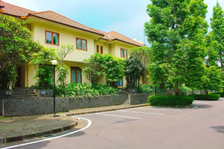 Puri Setiabudhi Residence Hotel