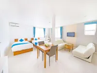 Hotel California Miyakojima Resort